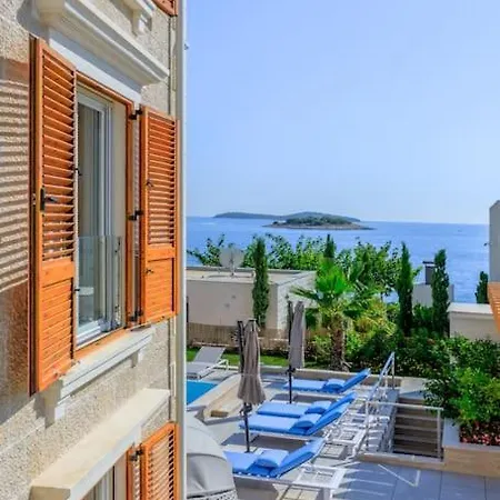 Luxury Bego Zecevo