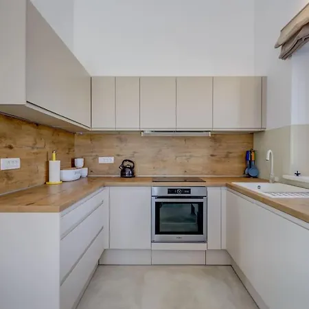 Luxury Bego Zecevo
