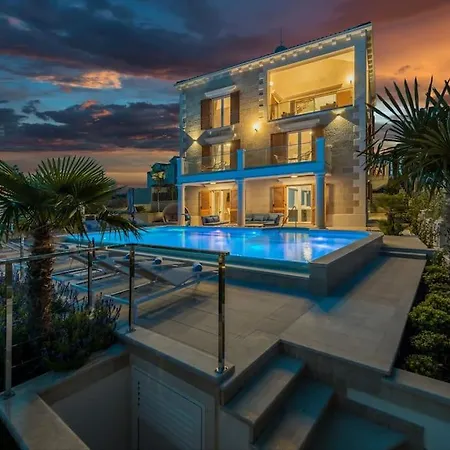 Luxury Bego Zecevo